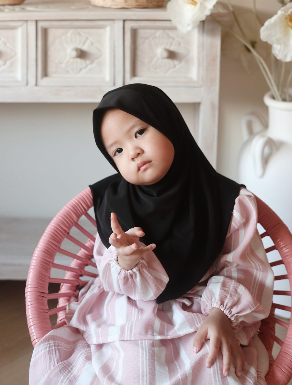 Thumbnail: Lovelace Kids SlipOn Shawl in Black