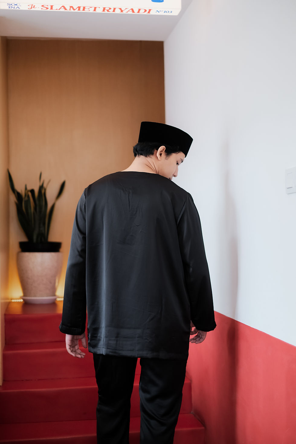 Thumbnail: Anaas Men Kurung Set in Jet Black