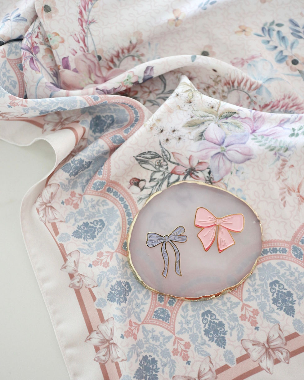 Thumbnail: Ribbon Soirée Scarf in Amour