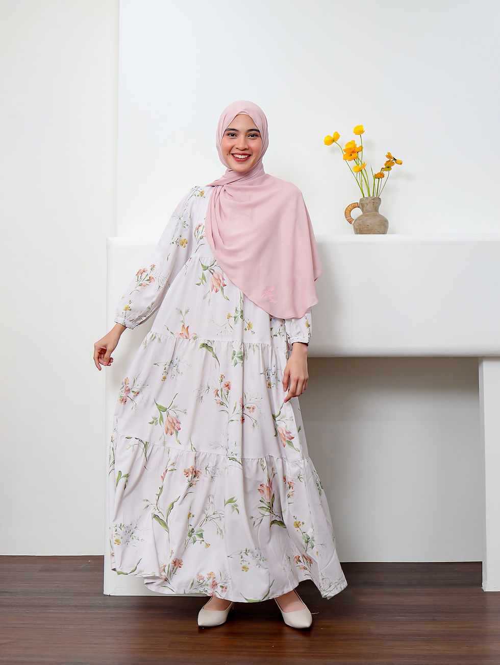 Thumbnail: Tulip Tiered Dress in Blush