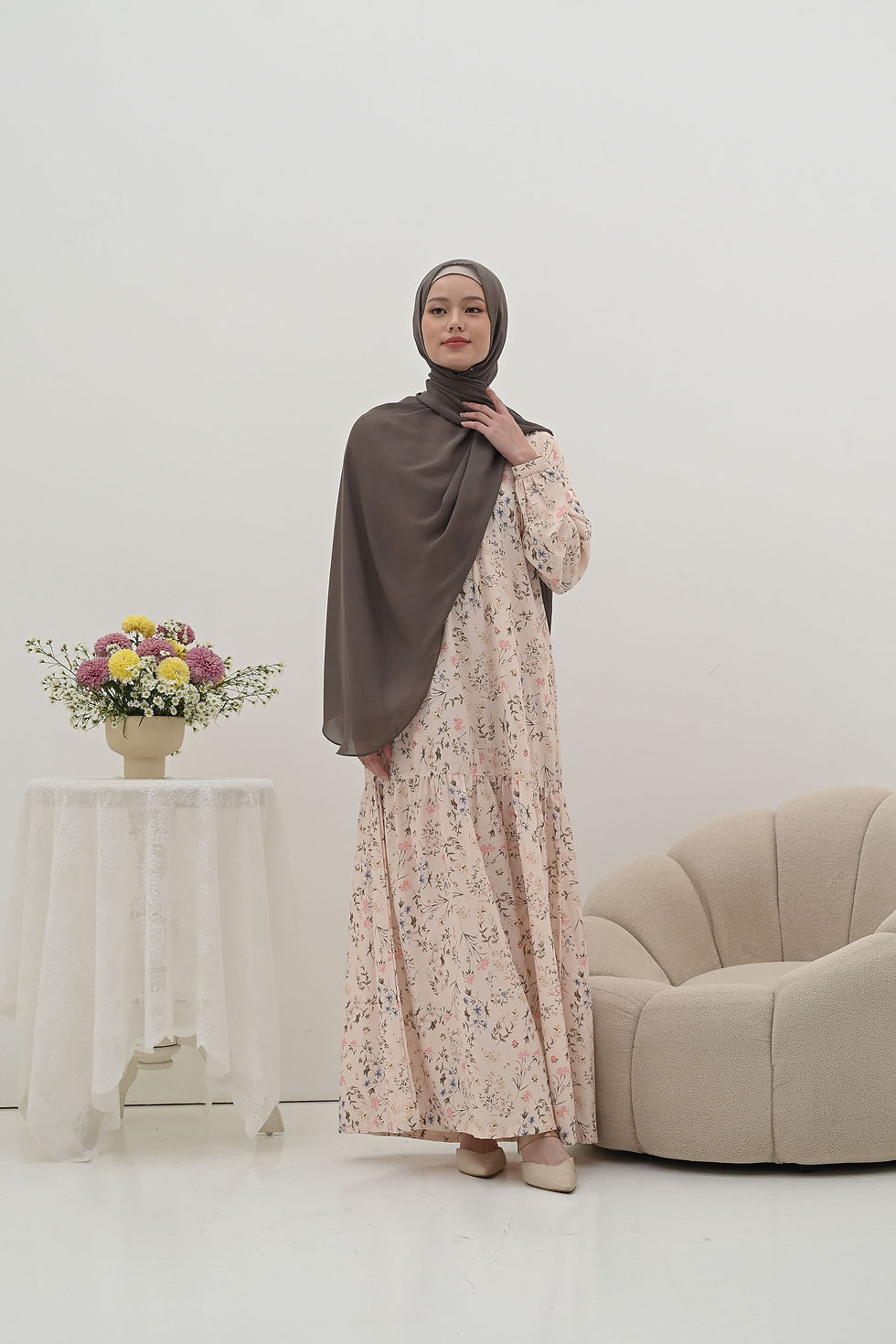 Thumbnail: Grace Chiffon Curve Shawl in Suede