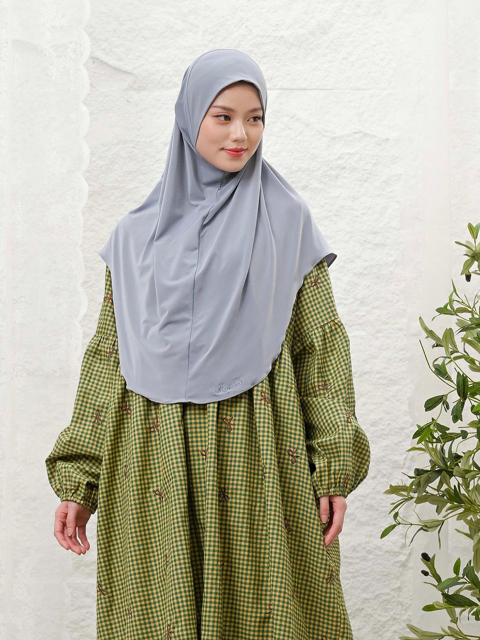 Thumbnail: Everyday Simple Sarung in Dove Grey