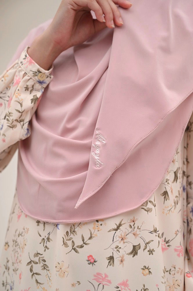 Thumbnail: Everyday SlipOn Shawl in Ballerina