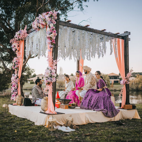 Beautiful Indian Hindu Wedding Mandap Hire - Rustic Mandap - Hindu Wedding Decoration