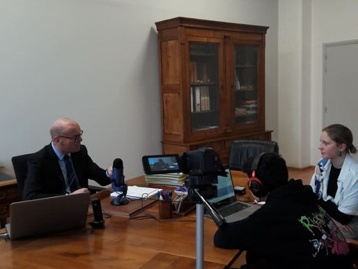 Nous avons interviewé le proviseur