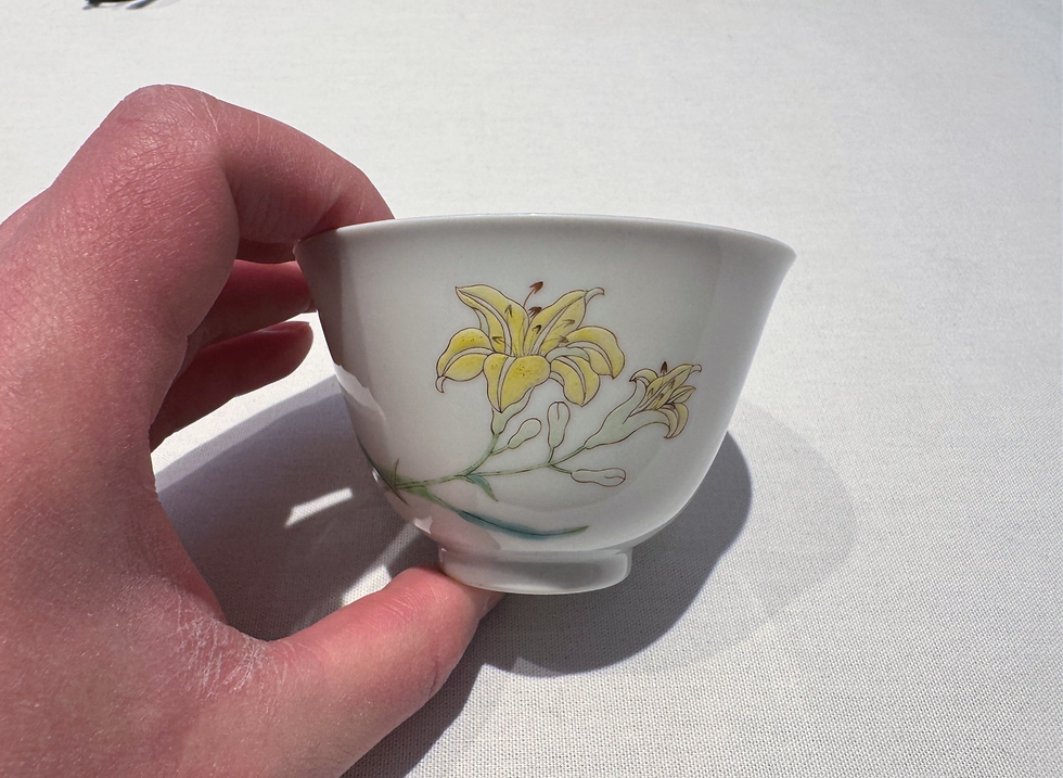 The Goldschmidt 'daylily' Chinese famille rose cup from the Yongzheng period at Christie's during 2025 March Asia Week New York