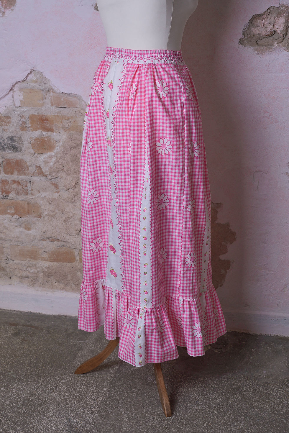 Thumbnail: Bella rosa - skirt S