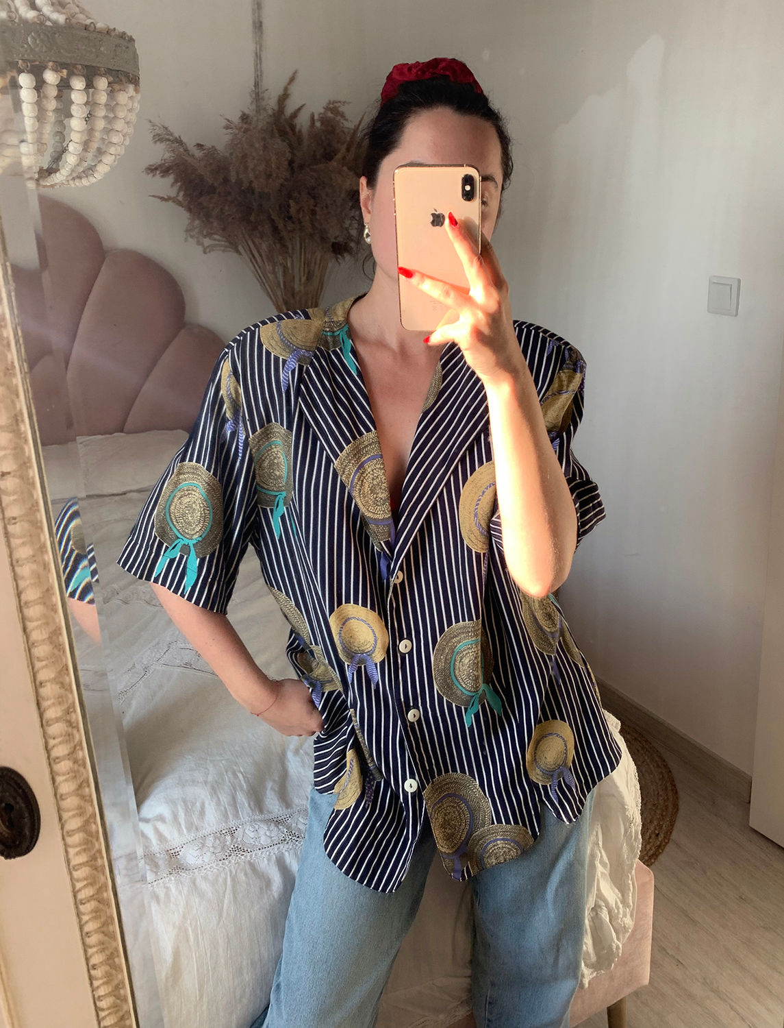 Urocze kapelusze - koszula