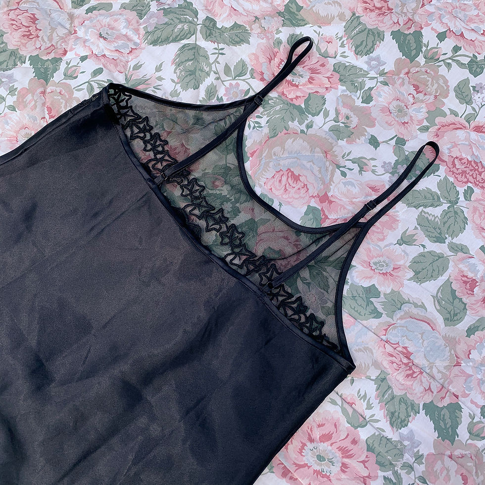 Thumbnail: Satin bluszcz