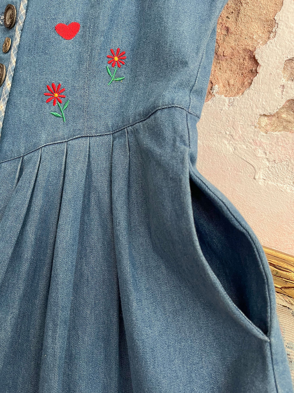 Thumbnail: Denim cottage 42