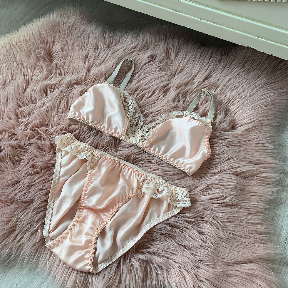 Thumbnail: Nude dream 1950s