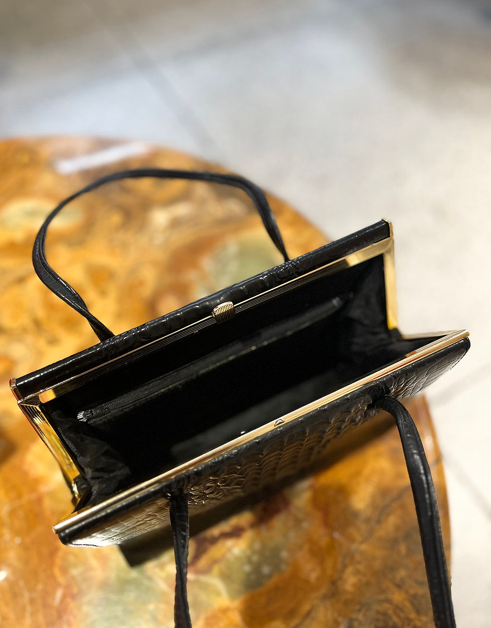 Thumbnail: Black retro - bag