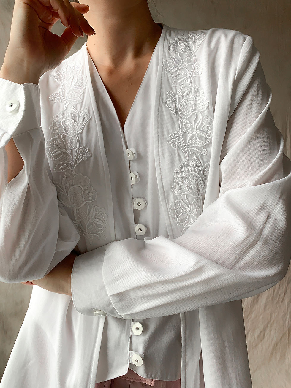 Thumbnail: White flower