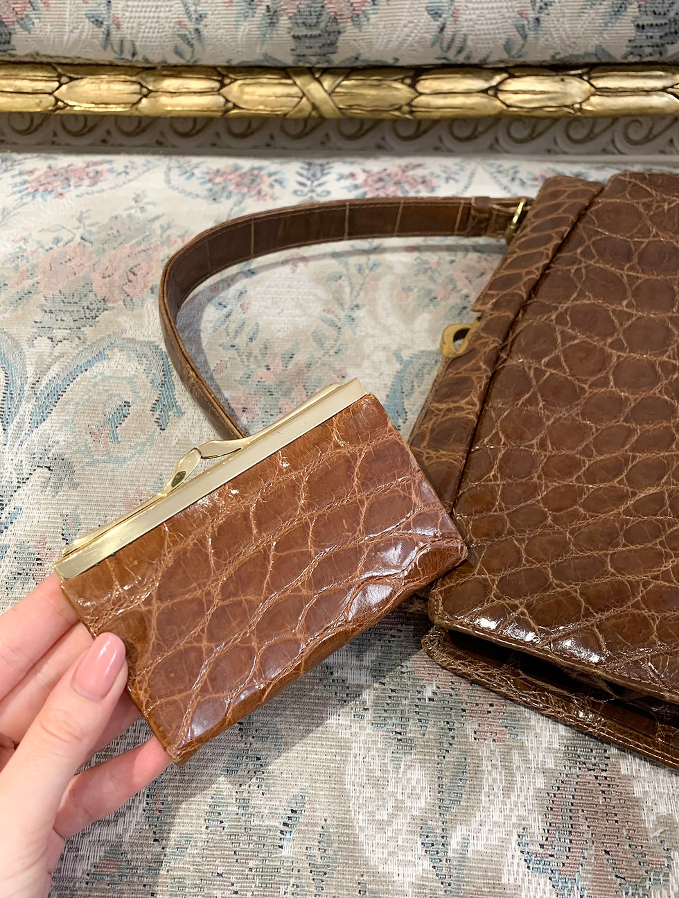 Thumbnail: Leather - classy brown