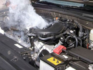 Qué hacer si el motor del auto se calienta?