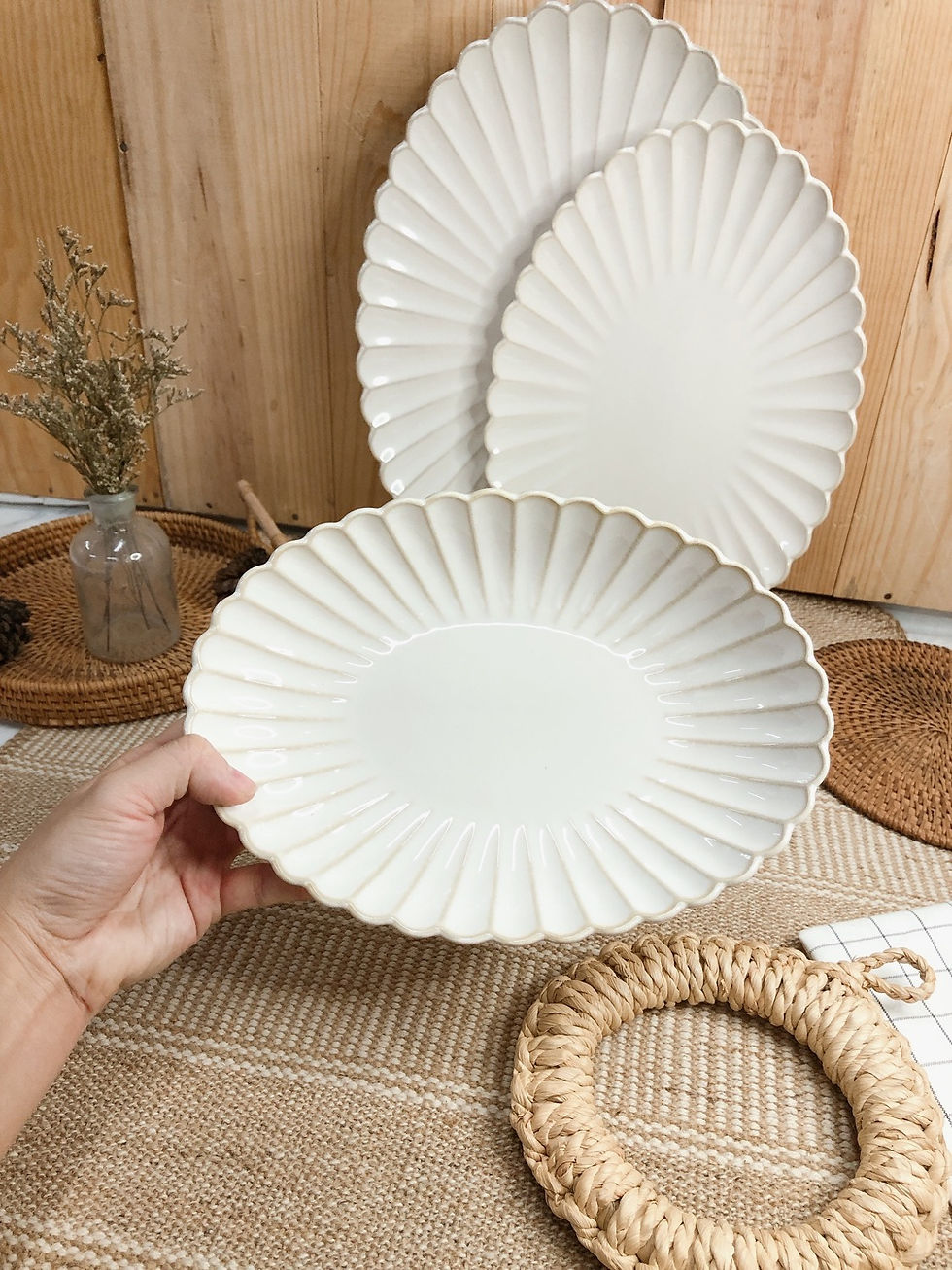 Thumbnail: Scallop x white | Oval Plate (3 sizes)