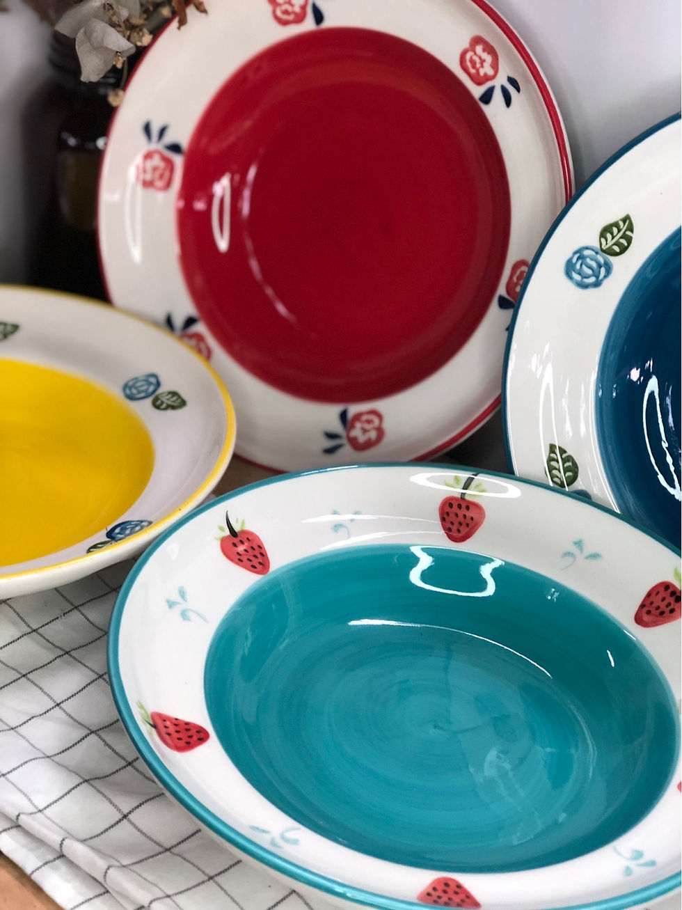 Thumbnail: Colour my life | 22.5cm soup bowl (4 colours)