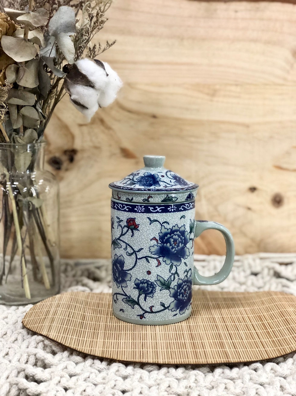 Thumbnail: Cup with lid & drainer  (6 designs)