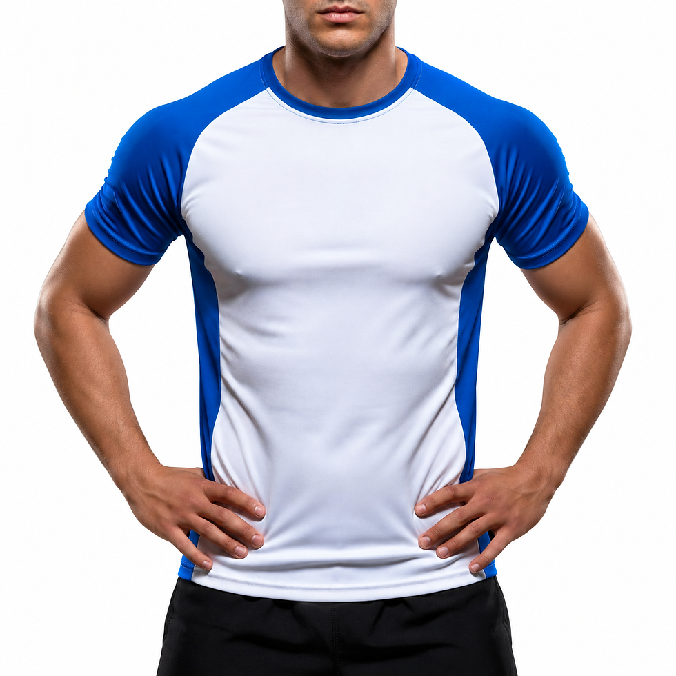 Modelo con camiseta bugatti blanca con mangas azules, vista frontal