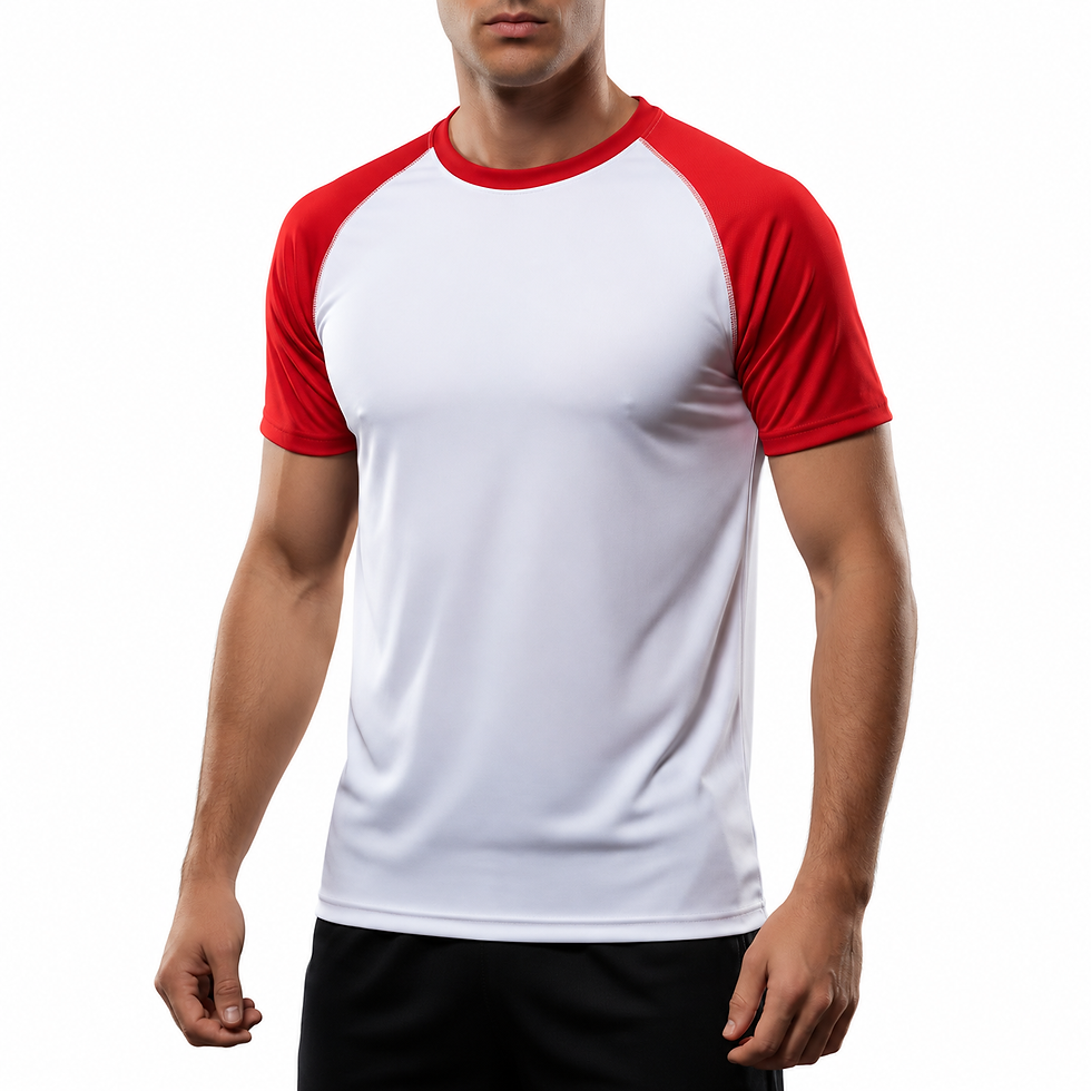Modelo con camiseta indianapolis blanca con mangas rojas, vista frontal