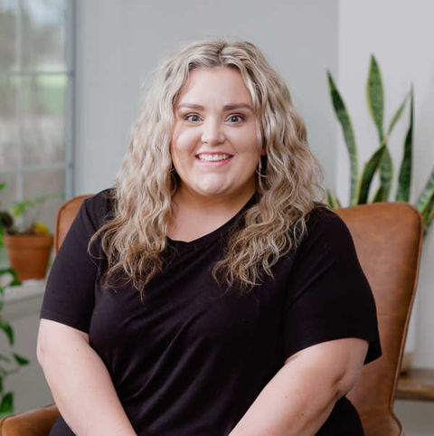Lindsey Rhodes - Counselor Lees Summit - Counselor Near Me