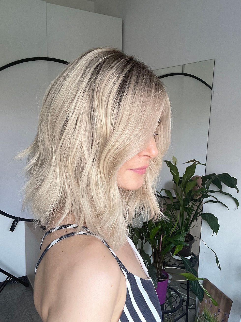 Miniatură: Carrie 14" (M-L) lace top wig