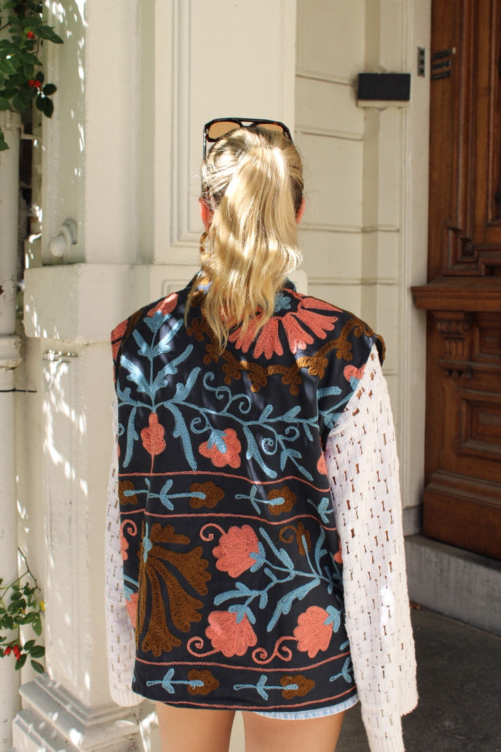 Thumbnail: Suzani Gilet