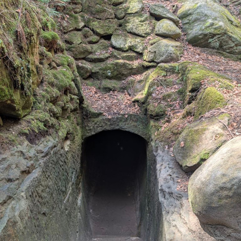 Rock formations at Old Man's Cave