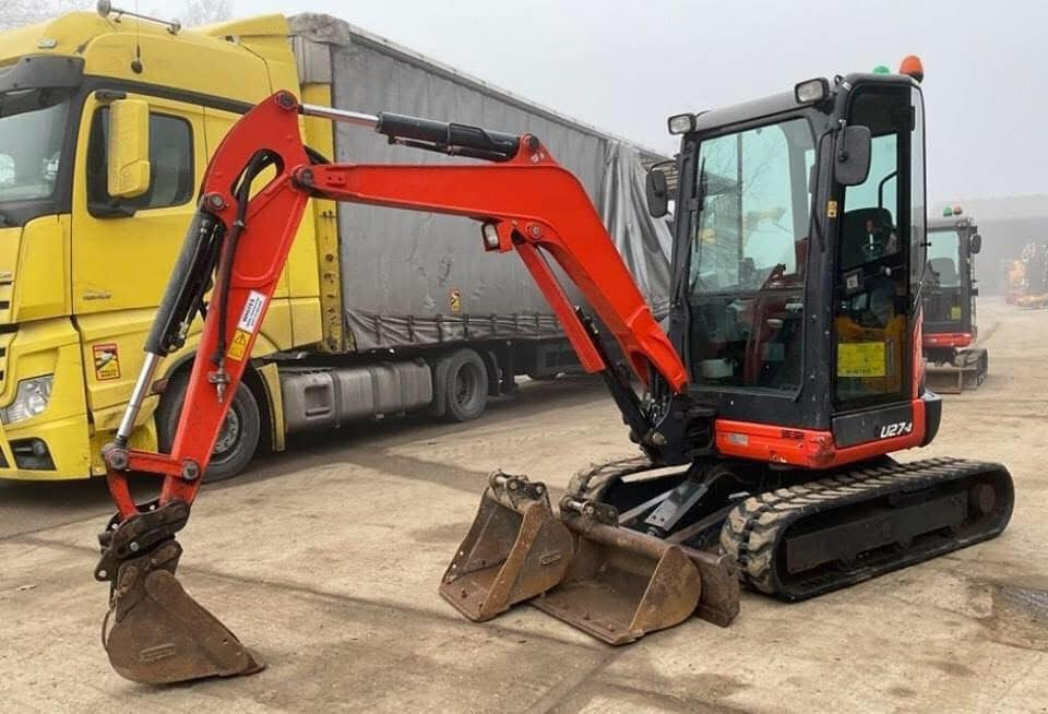 Mini pelle KUBOTA U27-4