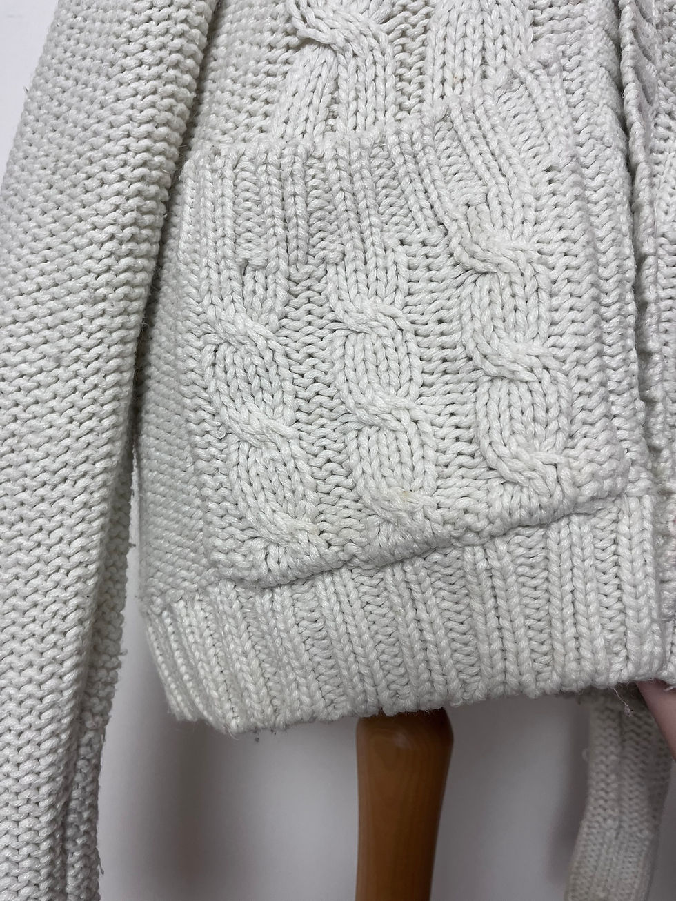 Thumbnail: H&M - L - Approx UK 14/16