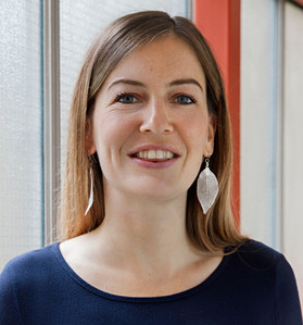 Episode 33. Sharing positive news creatively with Lucy Purdy