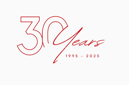 30 anni sfondo rosso.png