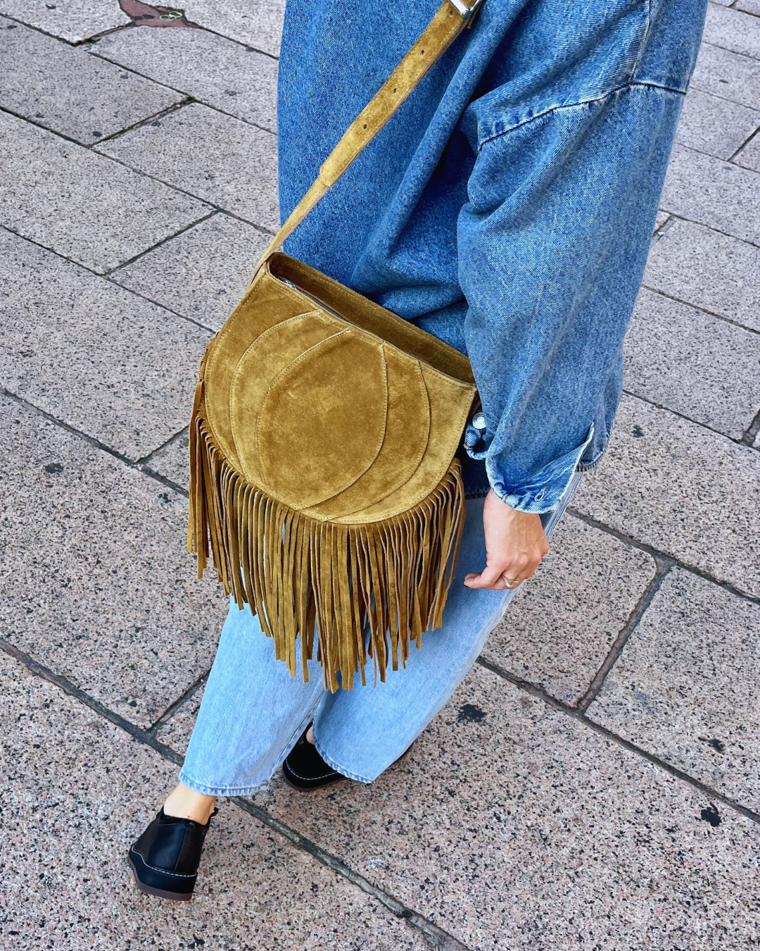 Cartera de gamuza CANDOMBE color camel