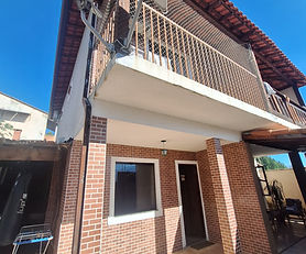 Vendo casa com 2 suítes no bairro Mirante das Agulhas em Resende por 330 mil