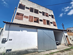 Oportunidade para investidores => Vendo prédio com 3 pavimentos em fase de acabamento no bairro Manejo por 450 mil
Poderá ser 2 apartamentos,  6 flats ou ponto comercial 
