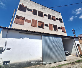 Oportunidade para investidores => Vendo prédio com 3 pavimentos em fase de acabamento no bairro Manejo por 450 mil
Poderá ser 2 apartamentos,  6 flats ou ponto comercial 
