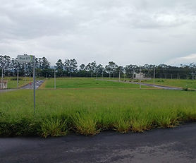 Vendo terreno plano de esquina com 424m² , próximo da portaria no Residencial Vila Vitória em Porto Real por 183 mil