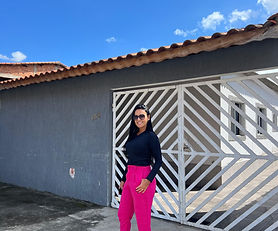 Vendo casa com 3 quartos, sendo 1 suíte, quintal e 2 vagas de garagem no bairro Morada da Montanha em Resende por 450 mil 
Próxima da Avenida principal do Acesso Oeste