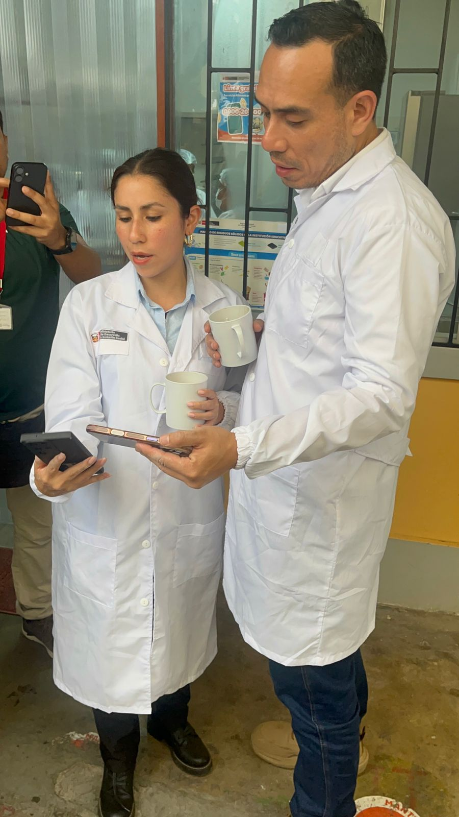 Ministra Lesly Shica y presidente José Jerí supervisan preparación de desayunos escolares en Puente Piedra