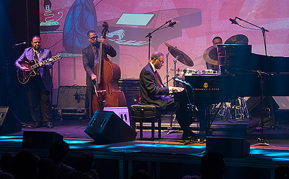 Show_Ramsey_Lewis-003