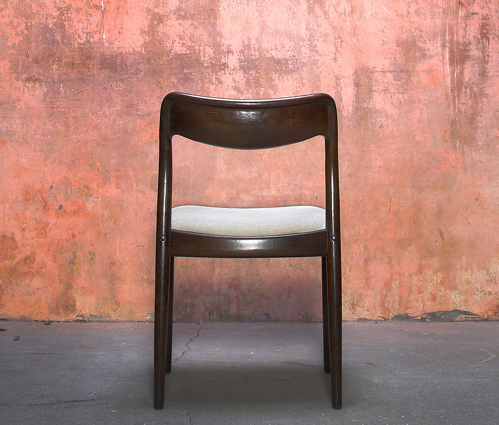 Thumbnail: Johannes Andersen for Uldum Møbelfabrik Dining set, Table With Five Chairs