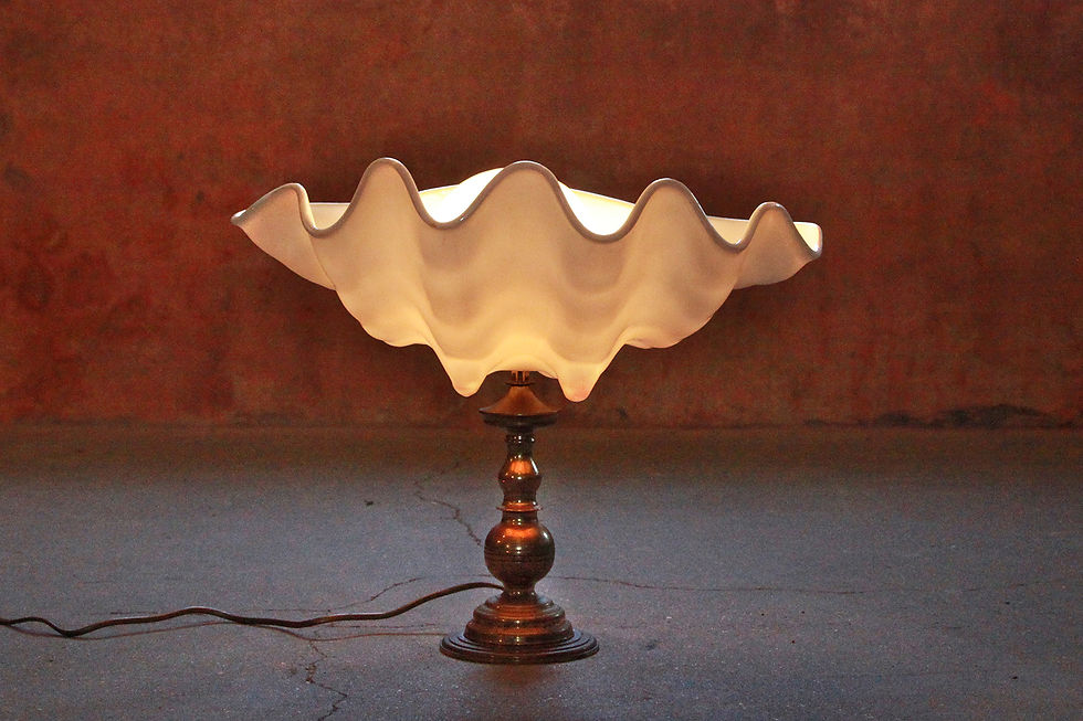 Thumbnail: Mother Of Pearl Oyster Table Lamp