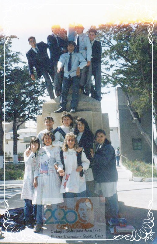 m_EGRESADOS 1992.jpg