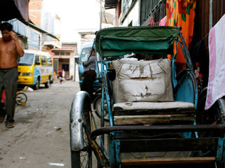 <無涯以前的一雙鞋>(二)