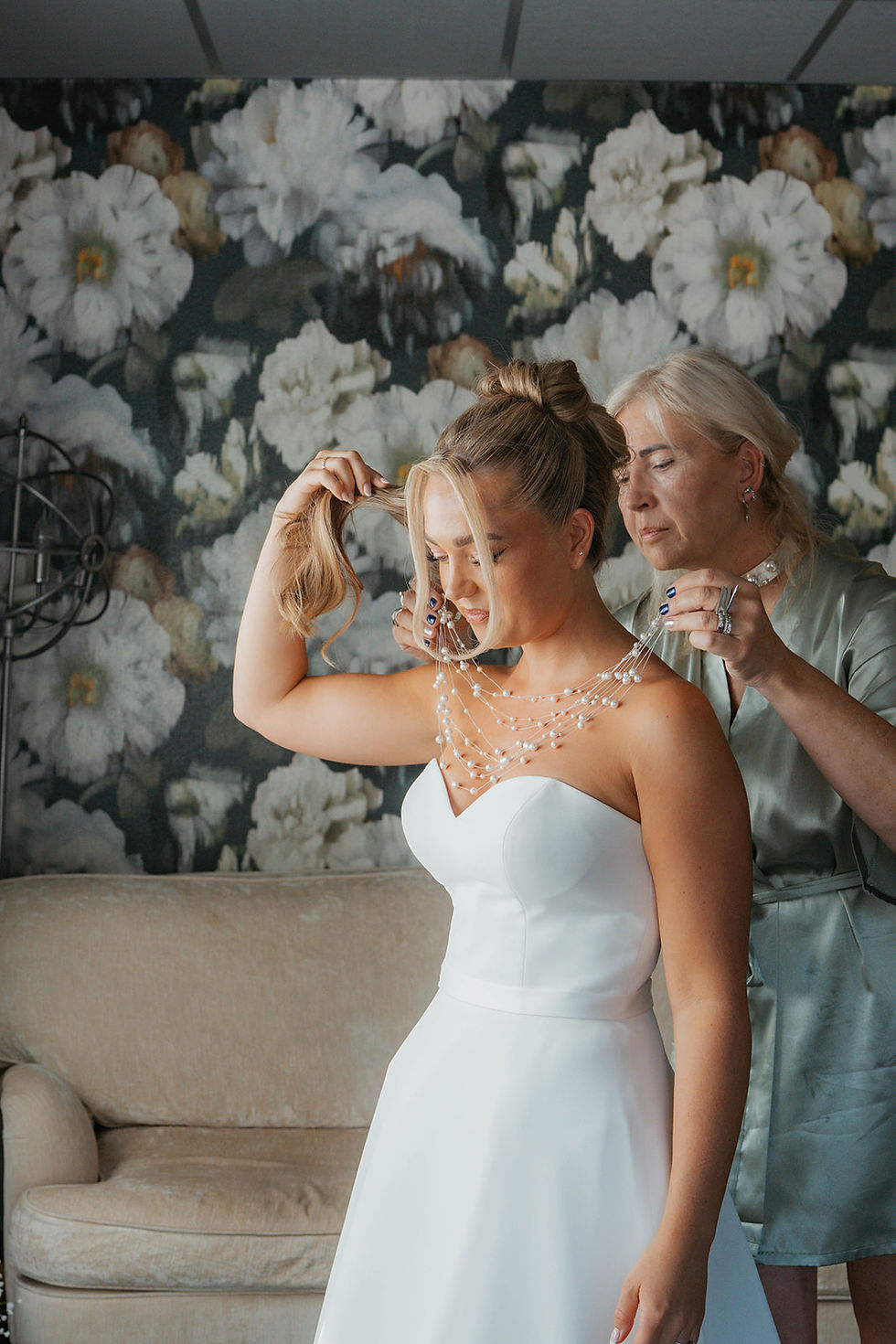 Bröllopsklänningstrender 2026 – Komplett guide för framtidens brudar