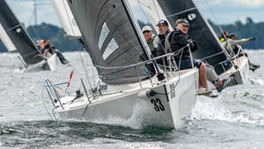 WM-Silber für Michael Grau und „Paint it black“ bei der J/80-Weltmeisterschaft in Kingston