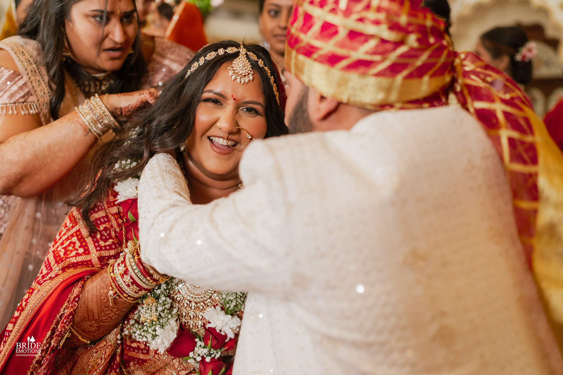 Rajvi & Rushi wedding at Laxminarayan Club, Vadodara – photo 160