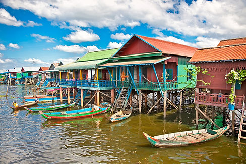 flaoting-village-cambo.jpg
