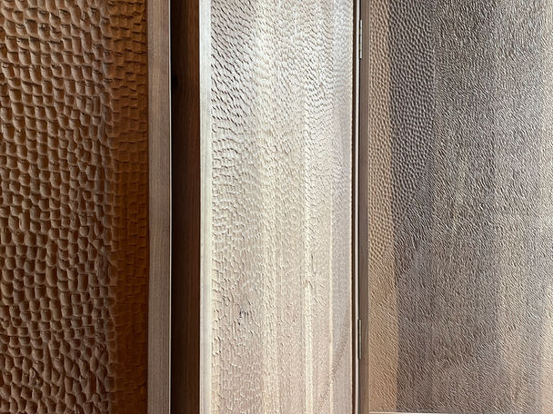 Tri-fold Screen
