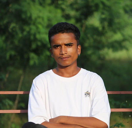 Bil-Bahadur Sunar_neu_edited.jpg